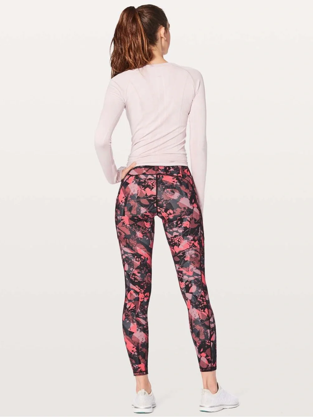Lululemon Speed Up Tight 28” Size 6